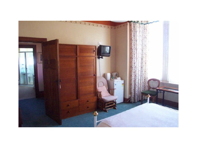 1 Table Cape Road, Wynyard TAS 7325