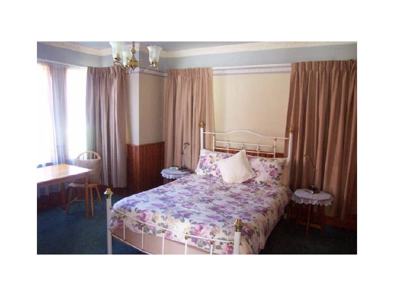 1 Table Cape Road, Wynyard TAS 7325