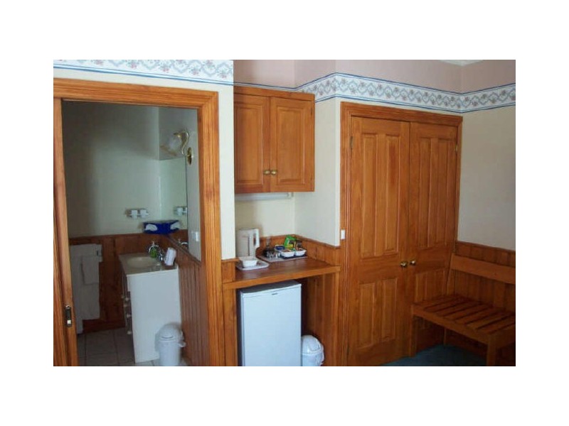 1 Table Cape Road, Wynyard TAS 7325