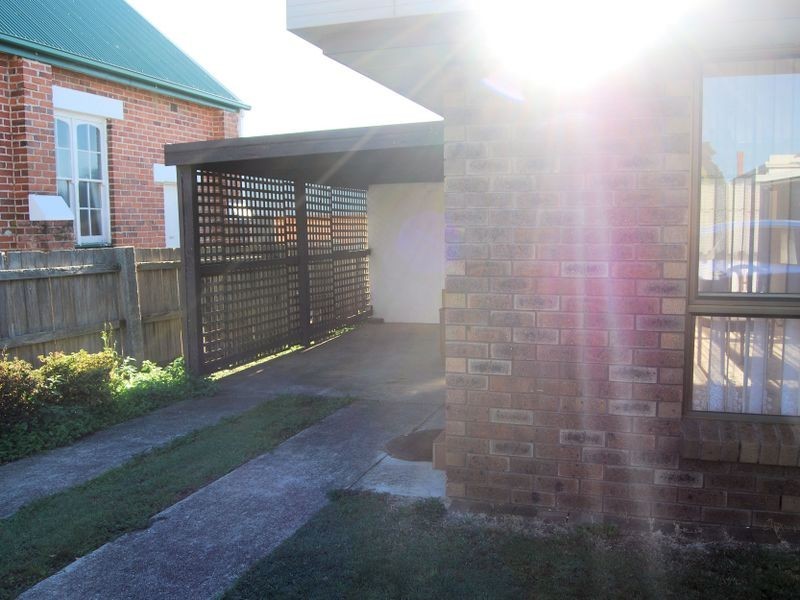 2/33 Hogg Street, Wynyard TAS 7325