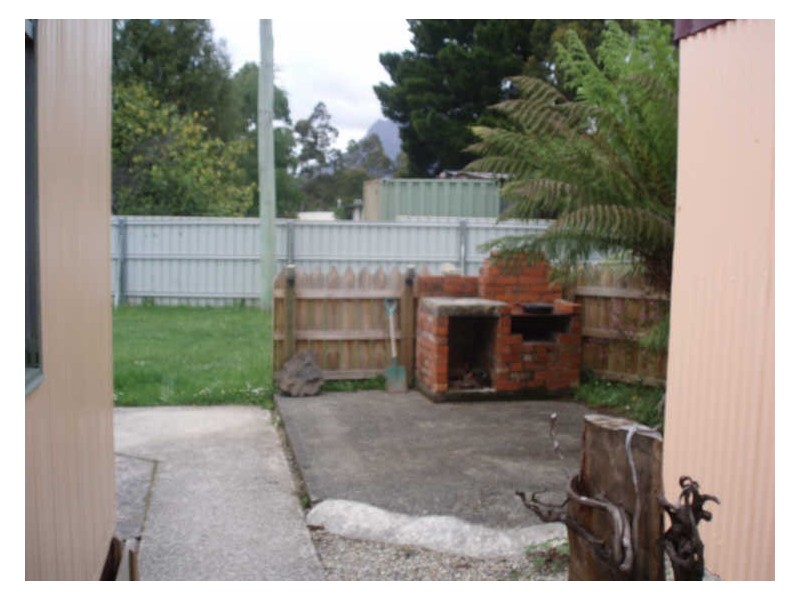 20 Sophia Street, Tullah TAS 7321