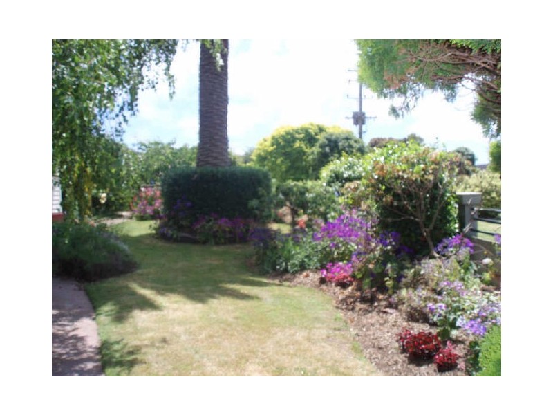 33 Main Road, Stanley TAS 7331