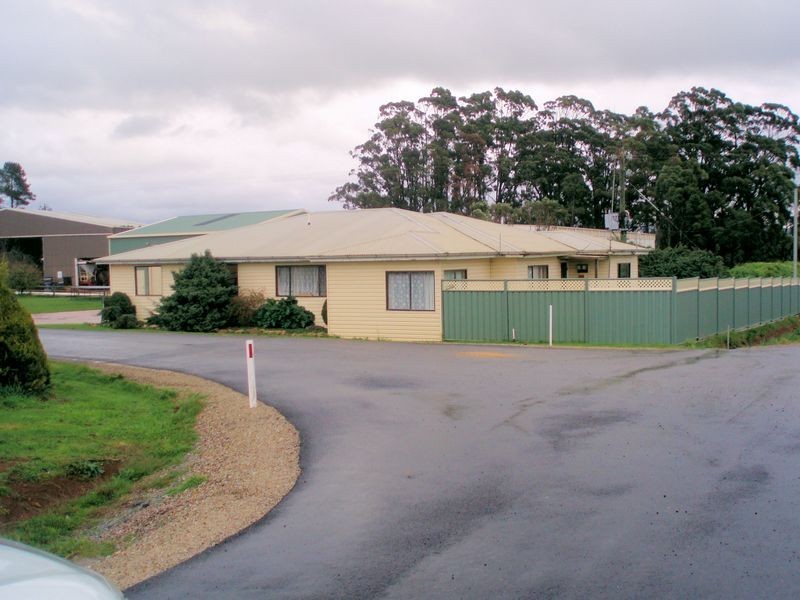 17905 Bass Highway, Sisters Creek TAS 7325