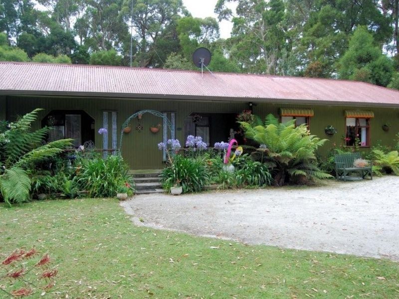 11 Bridge Street, Sisters Beach TAS 7321
