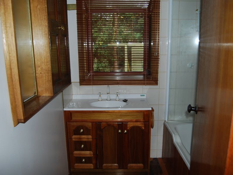 11 Bridge Street, Sisters Beach TAS 7321