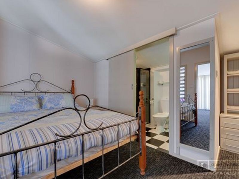 1/5 Moore Street, Wynyard TAS 7325