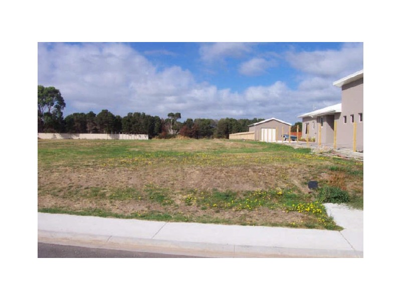 11 Sandy Crescent, Wynyard TAS 7325