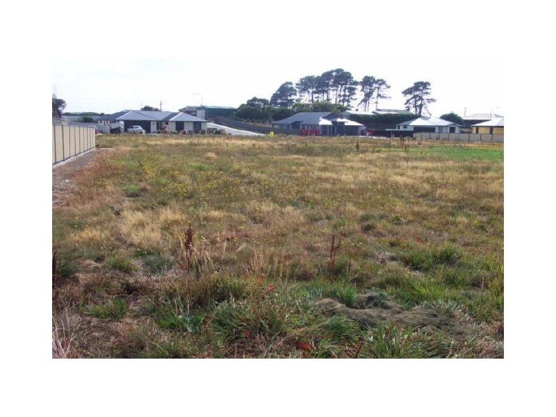 6 Sandy Crescent, Wynyard TAS 7325