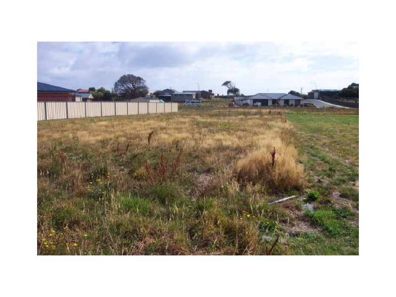 6 Sandy Crescent, Wynyard TAS 7325