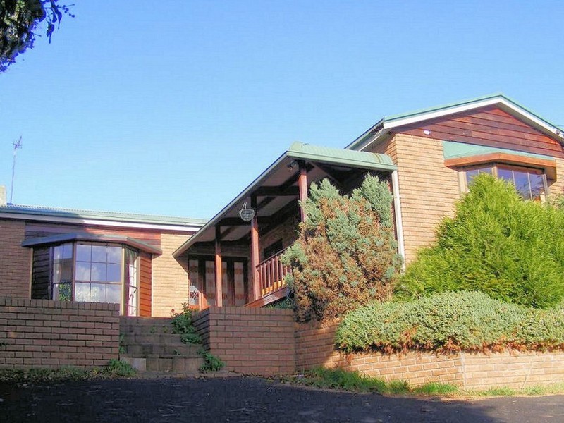 27 Seaview Avenue, Burnie TAS 7320