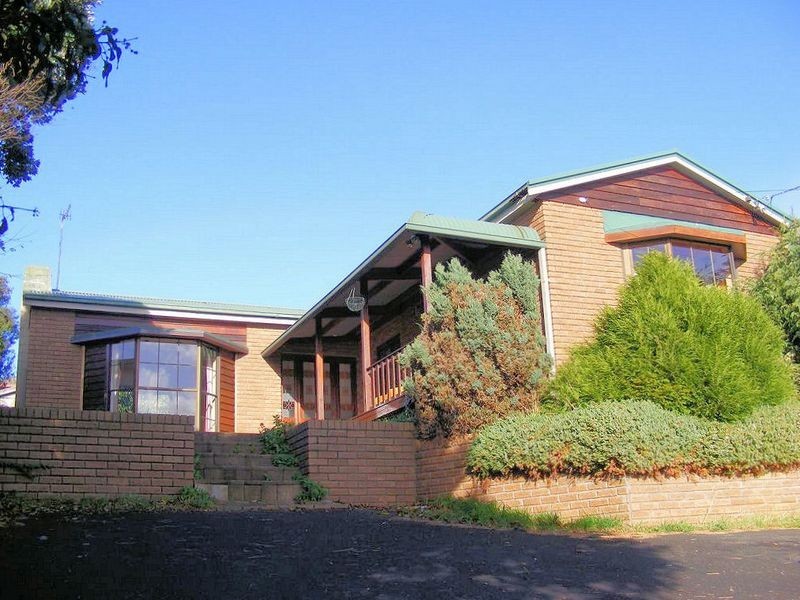27 Seaview Avenue, Burnie TAS 7320