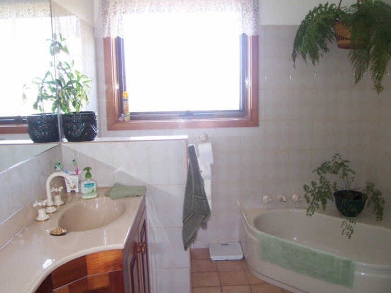 34 Old Bass Highway, Wynyard TAS 7325