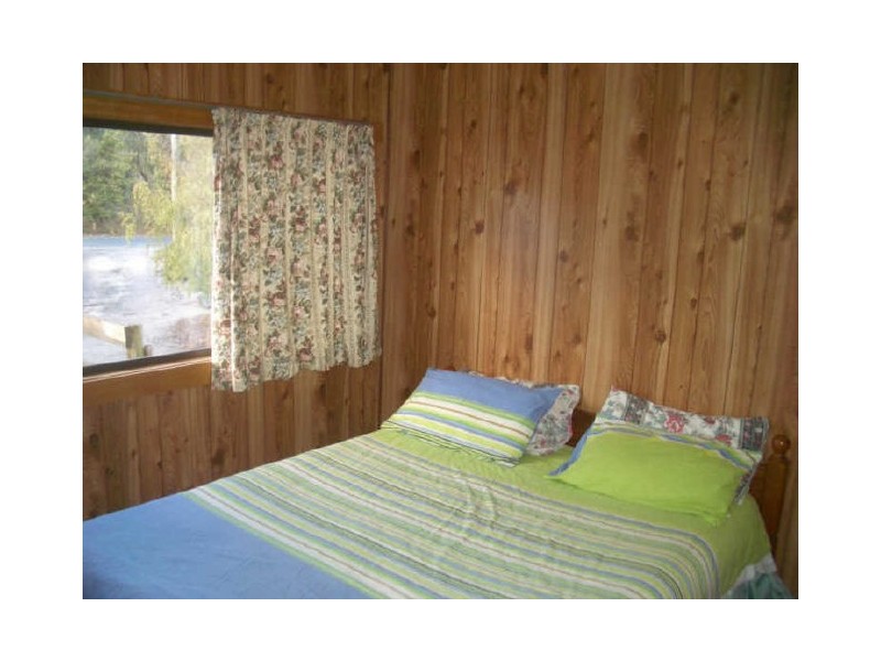 10 Honeysuckle Avenue, Sisters Beach TAS 7321