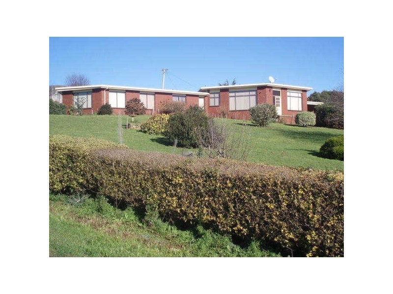 35 Dallas Road, Somerset TAS 7322