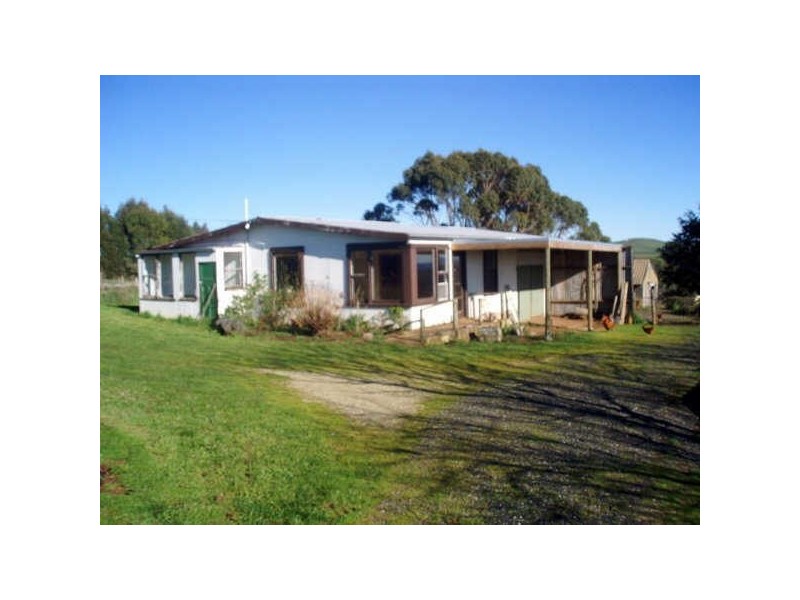 35 Dallas Road, Somerset TAS 7322