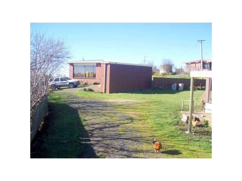 35 Dallas Road, Somerset TAS 7322
