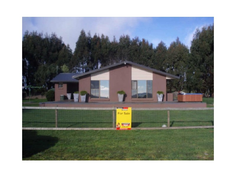 585 Deep Creek Road, Wynyard TAS 7325