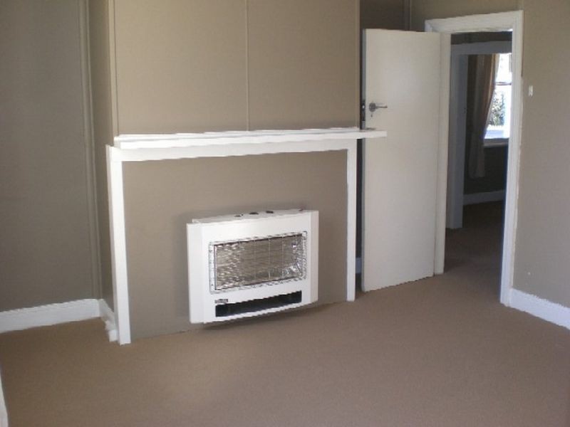 14 Esplanade, Queenstown TAS 7467