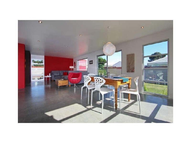 5a Saunders Street, Wynyard TAS 7325