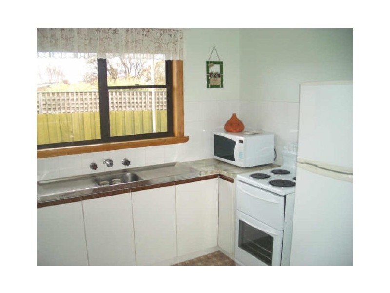 2/24 Park Street, Wynyard TAS 7325