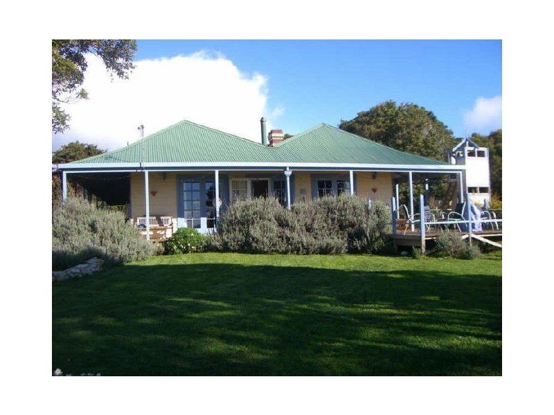 1 Mackenzies Road, Boat Harbour TAS 7321