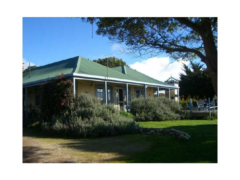 1 Mackenzies Road, Boat Harbour TAS 7321