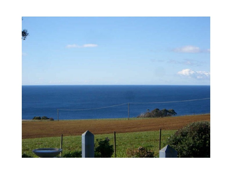 1 Mackenzies Road, Boat Harbour TAS 7321