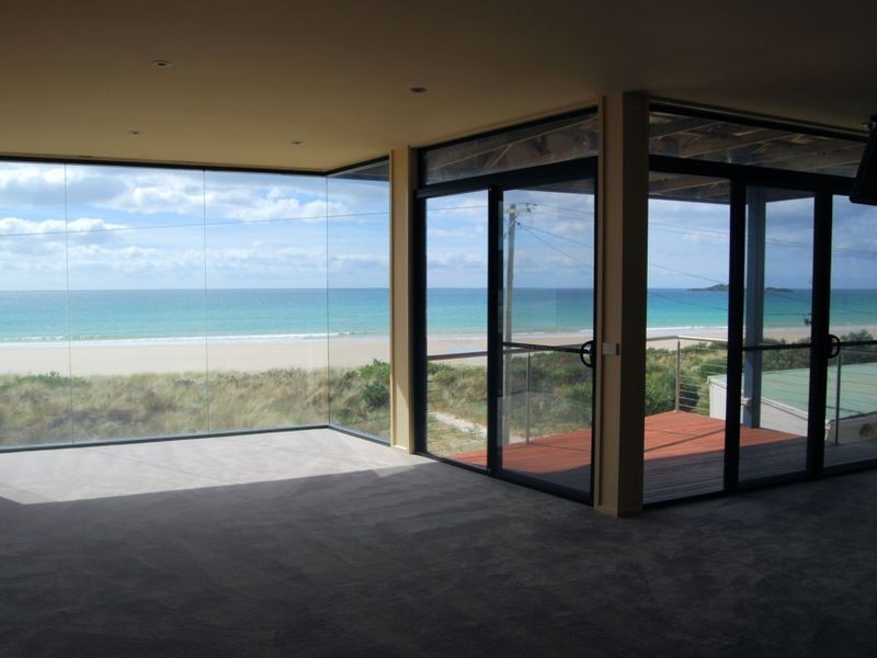 9 East Boulevard, Sisters Beach TAS 7321