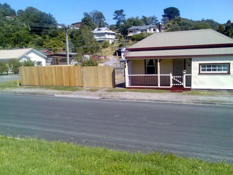 12 Dixon Street, Queenstown TAS 7467