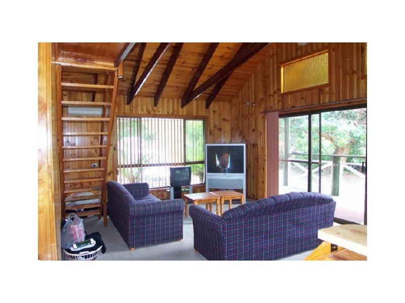 13 Kenelm Avenue, Sisters Beach TAS 7321