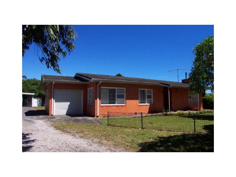 16 Austin Street, Wynyard TAS 7325