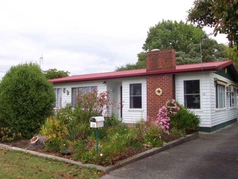 16 Hales Street, Wynyard TAS 7325