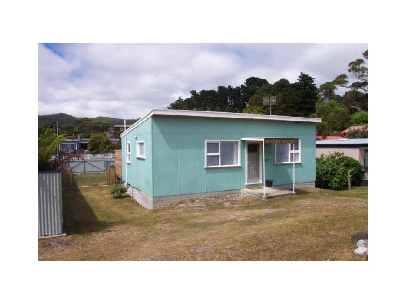 12 East Boulevard, Sisters Beach TAS 7321