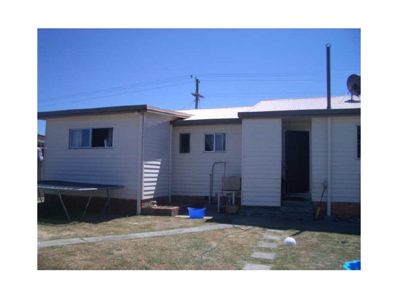 30 George Street, Wynyard TAS 7325