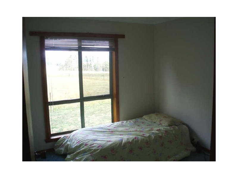 18569 Bass Highway, Rocky Cape TAS 7321