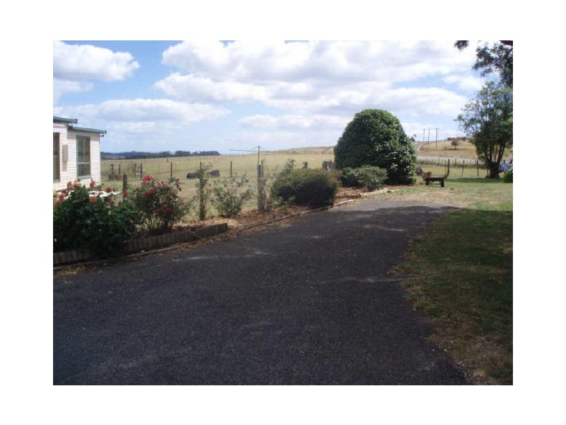 18569 Bass Highway, Rocky Cape TAS 7321