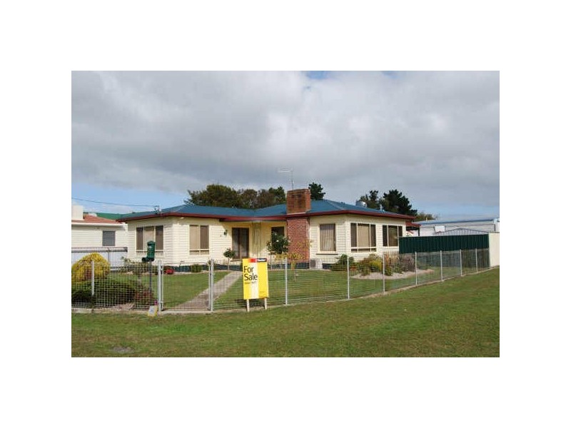 14 Hogg Street, Wynyard TAS 7325