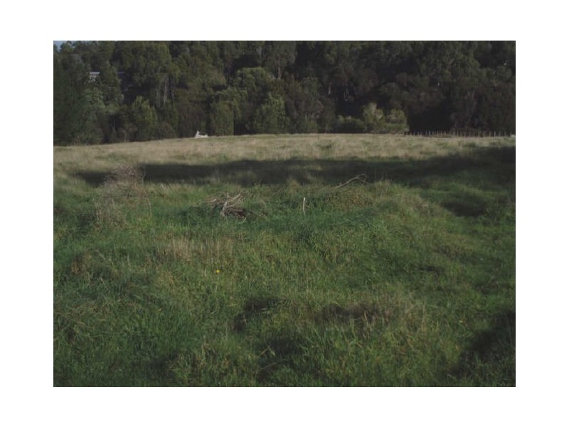 17495 Bass Highway, Boat Harbour TAS 7321