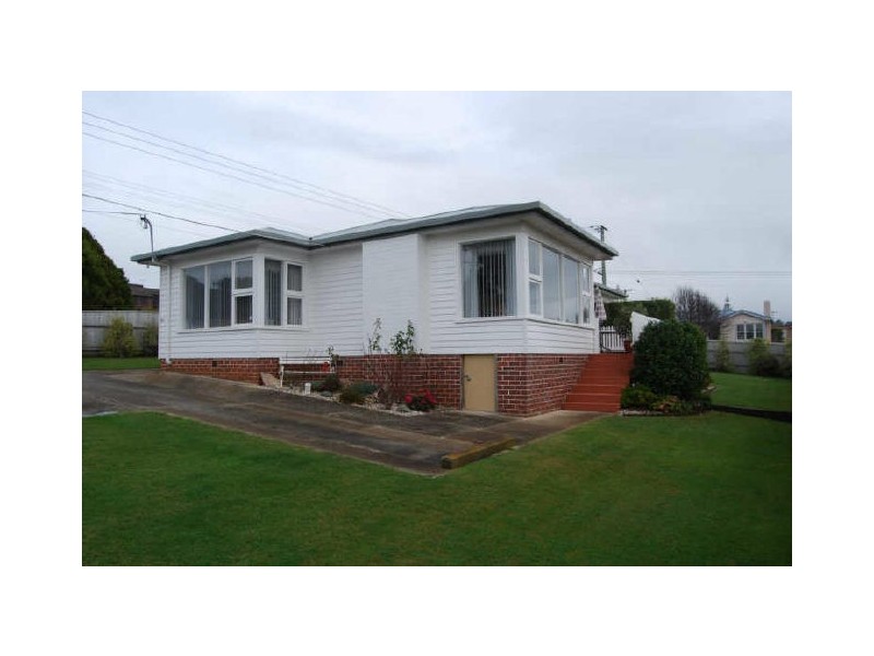 30 George Street, Somerset TAS 7322