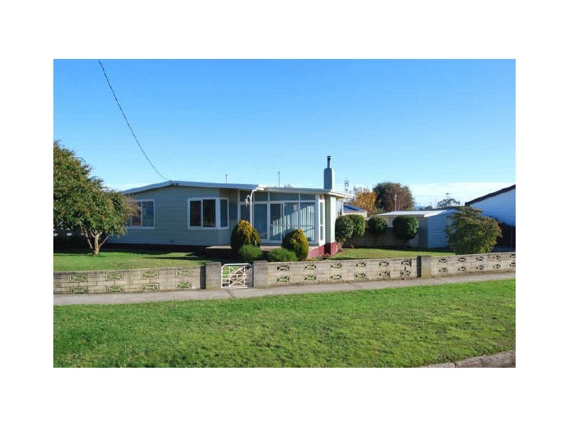 15a Raglan Street, Somerset TAS 7322