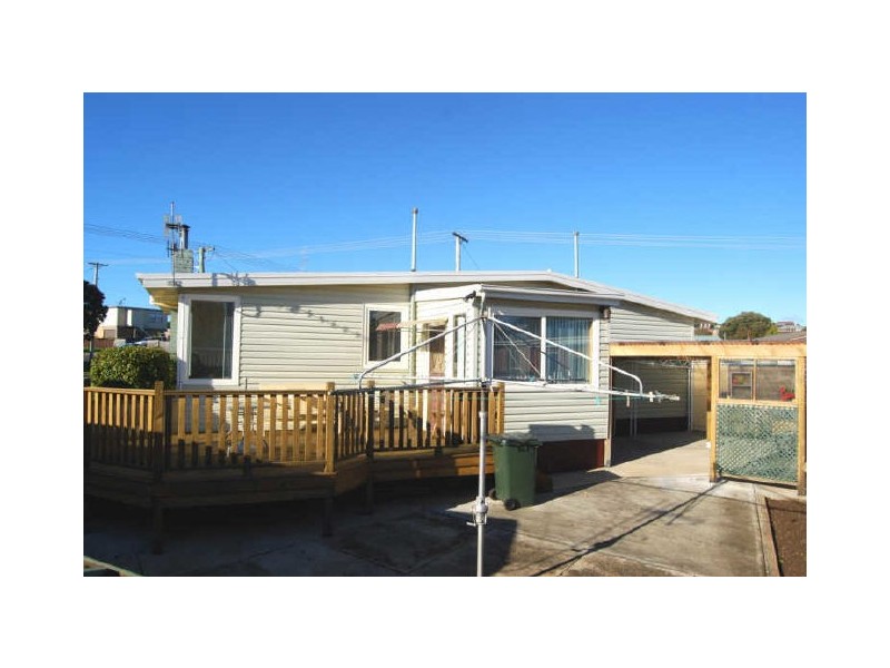 15a Raglan Street, Somerset TAS 7322