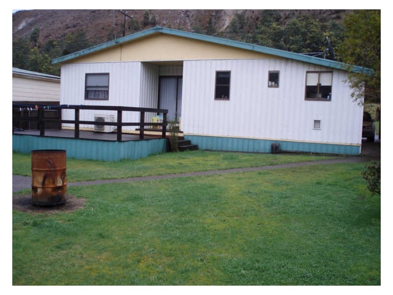 6 Clarke Street, Queenstown TAS 7467