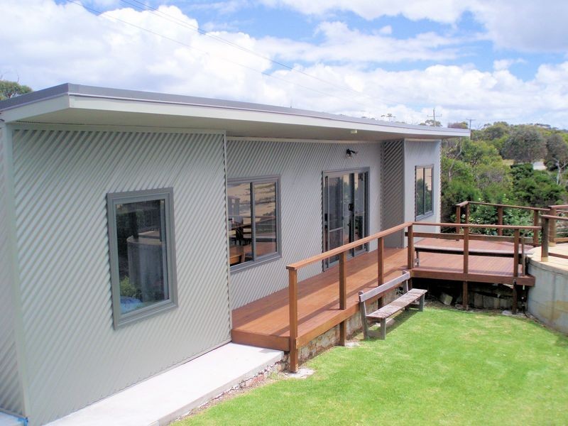 1 Charles Street, Black River TAS 7321