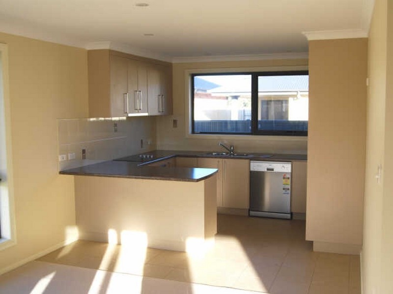 2/16 York Street, Wynyard TAS 7325