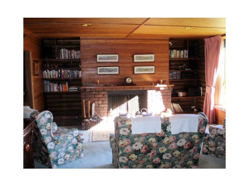 297 Preolenna Road, Flowerdale TAS 7325