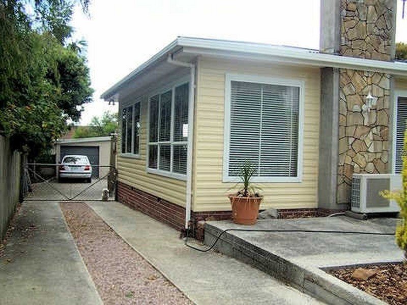 15 Saunders Street, Wynyard TAS 7325