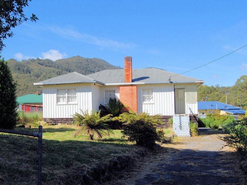 16 Giblin Street, Rosebery TAS 7470