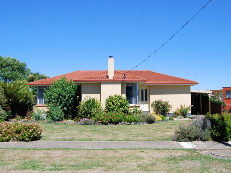 51 Martin Street, Wynyard TAS 7325