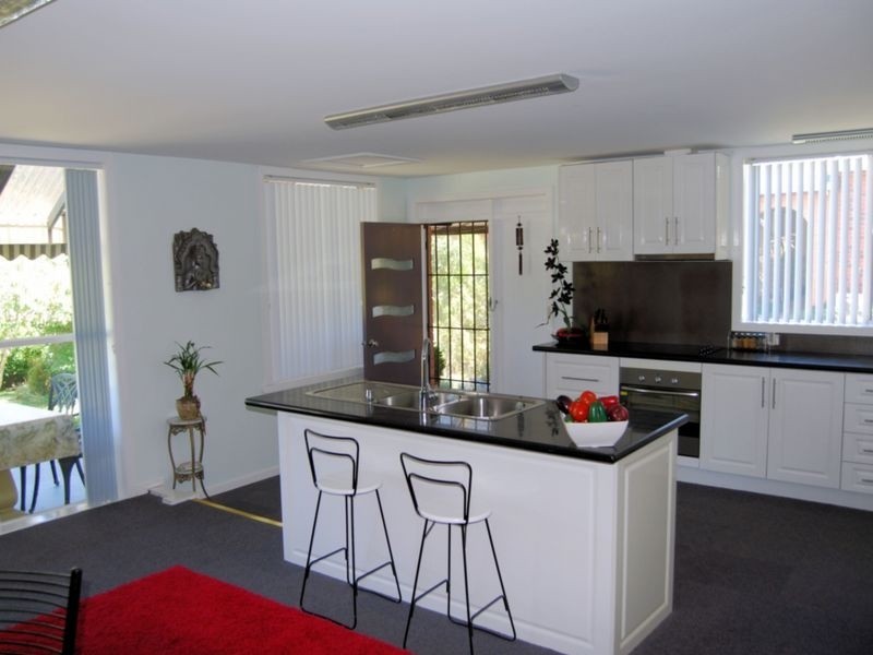 98 Inglis Street, Wynyard TAS 7325