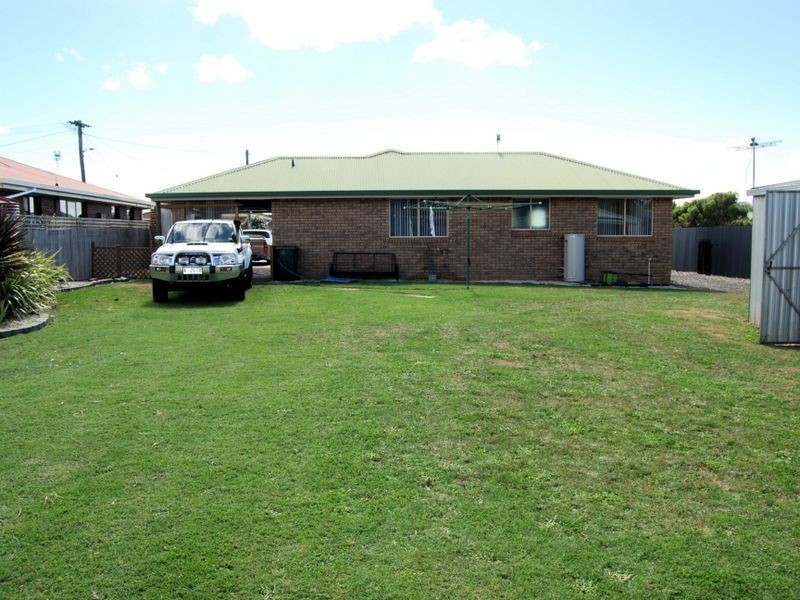 2 McArthur Street, Wynyard TAS 7325